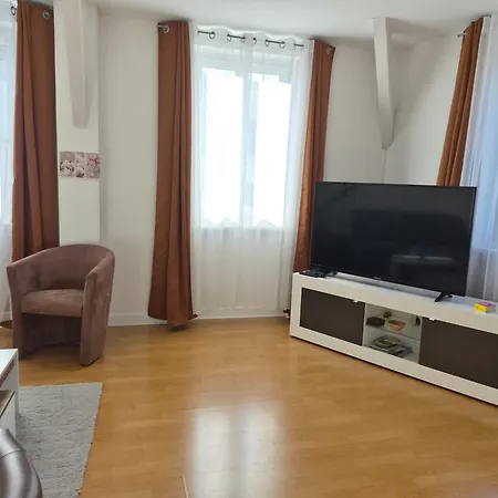 Paisible Hyper Centre * Vichy